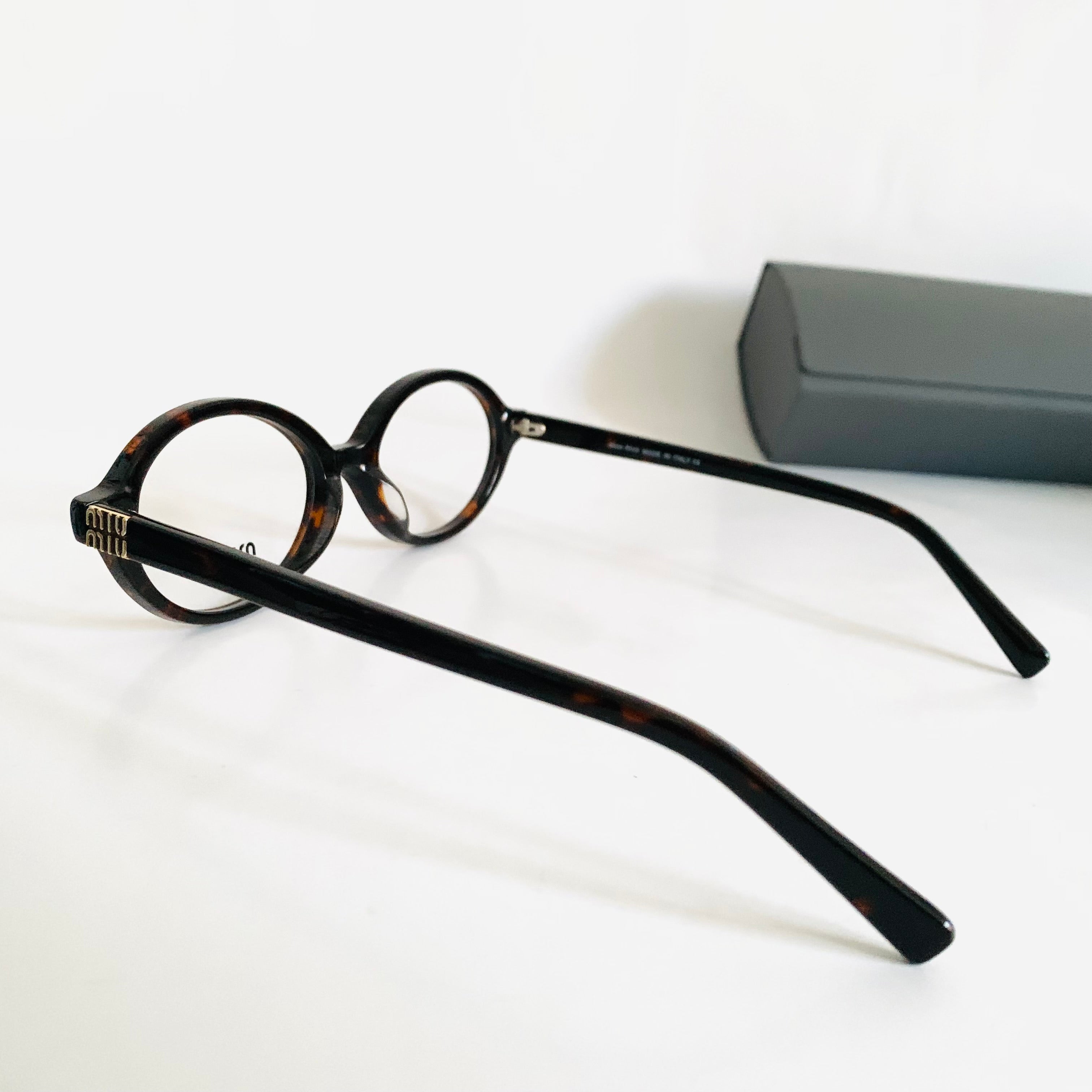 Miu Miu SMU 01Z opt