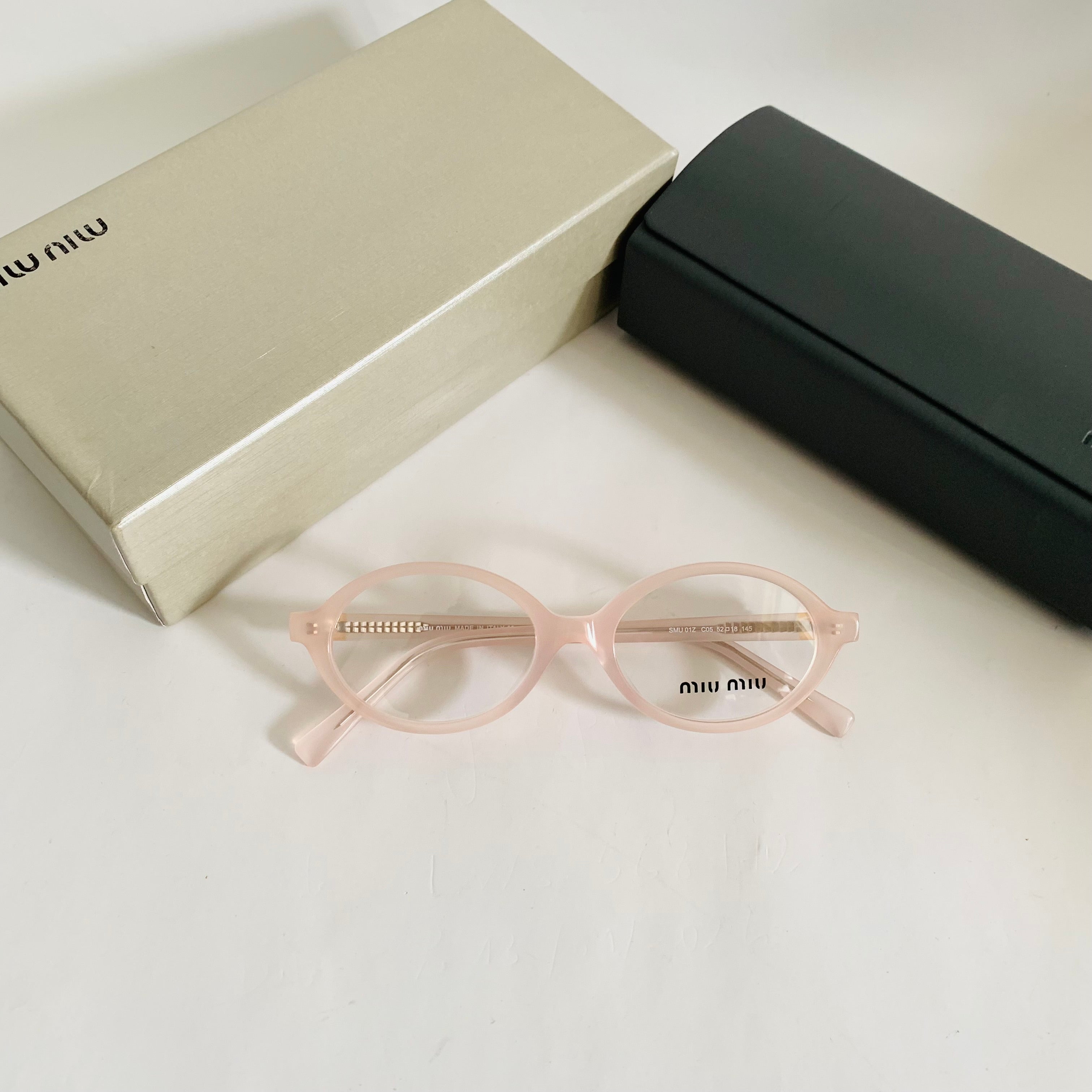 Miu Miu SMU 01Z opt