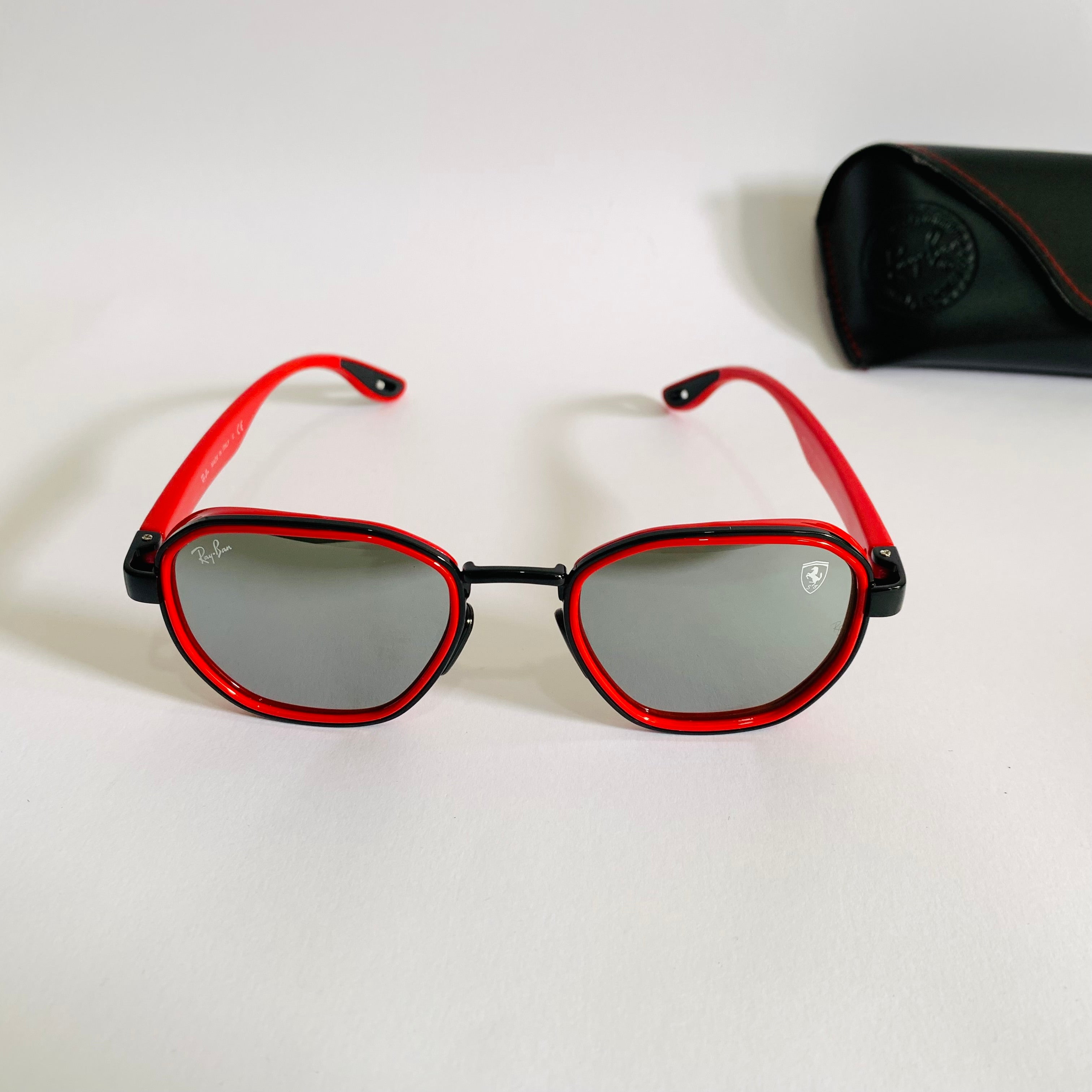 Ray-Ban Ferrari RB3674-M S