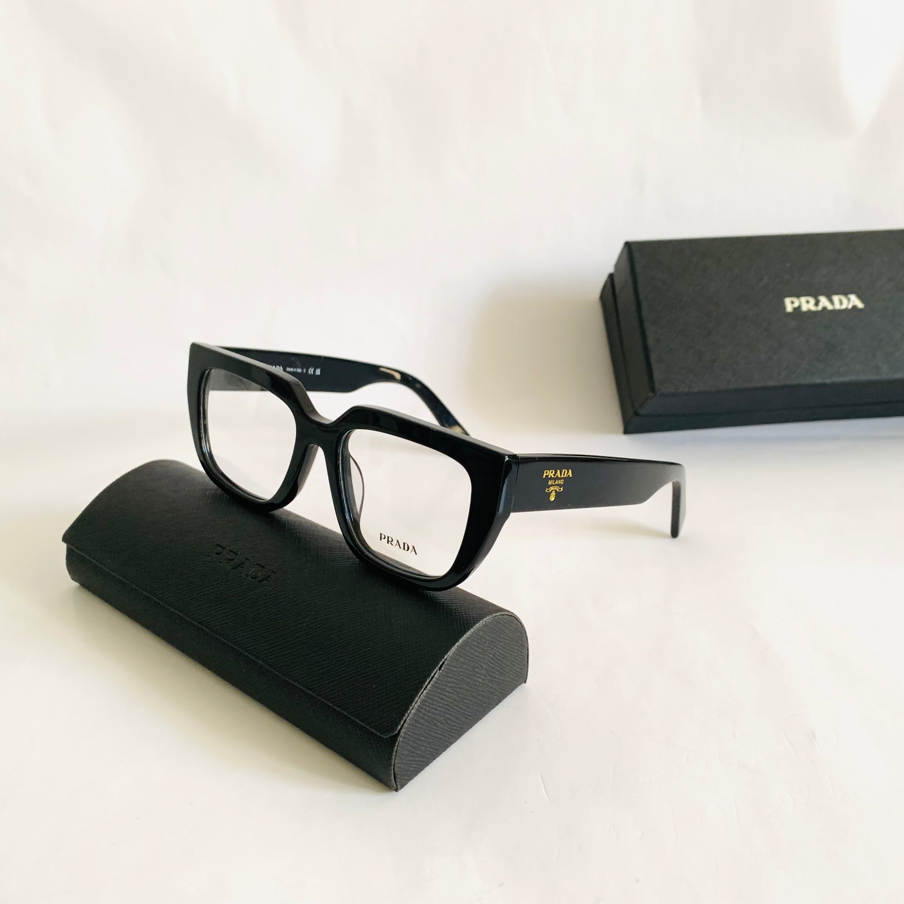 Prada PRA03V opt