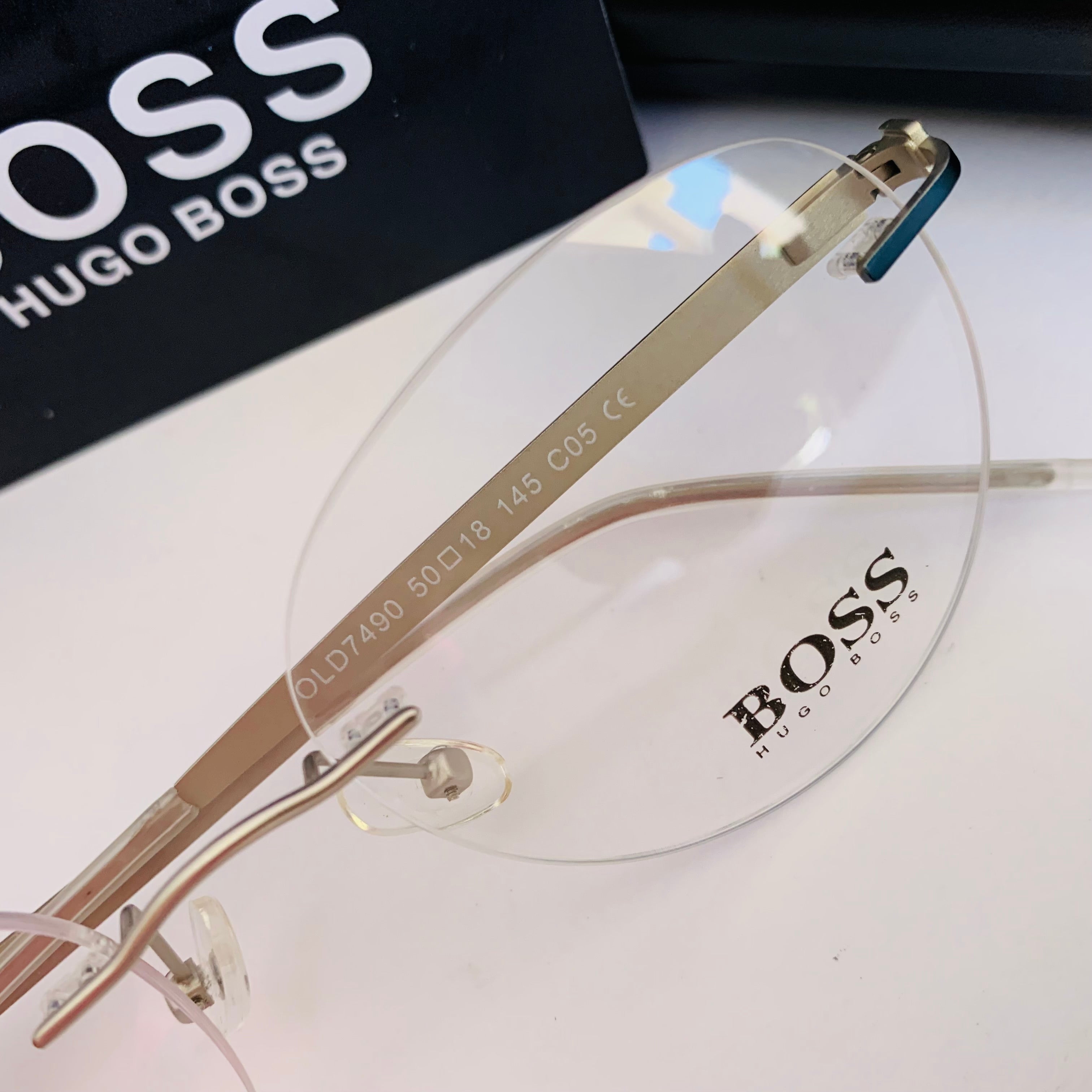 Hugo Boss OLD7490 prc