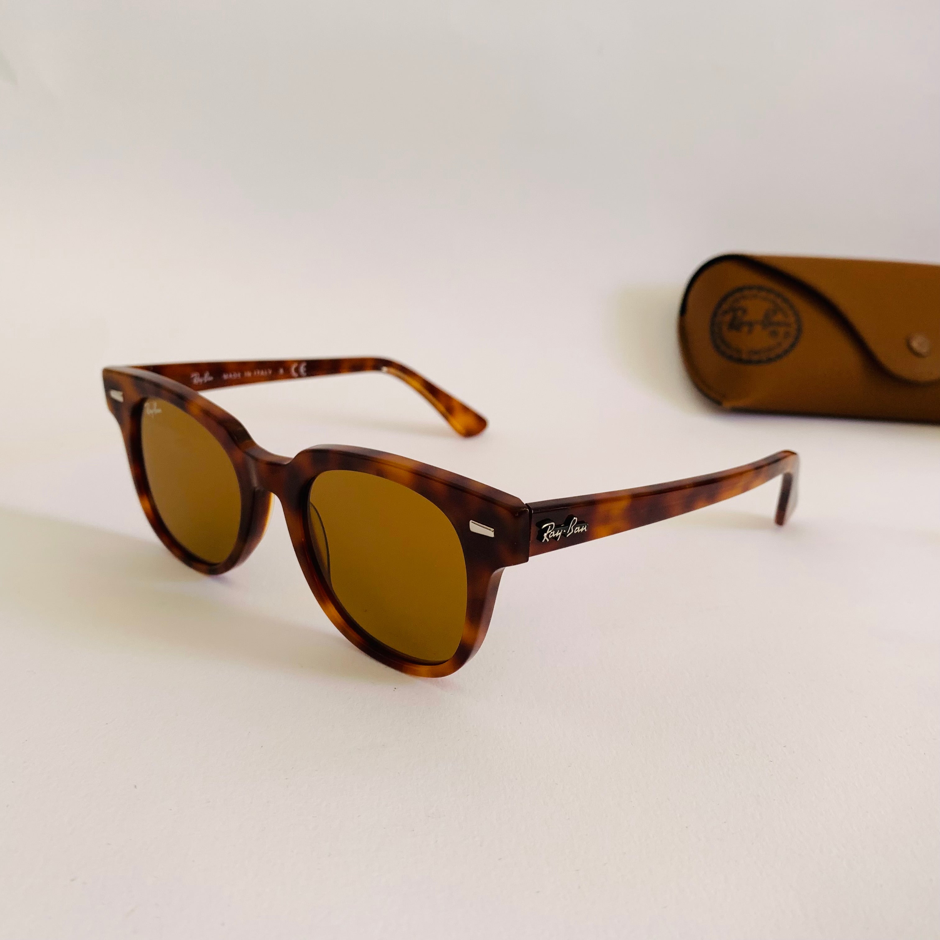 Ray-Ban RB2168