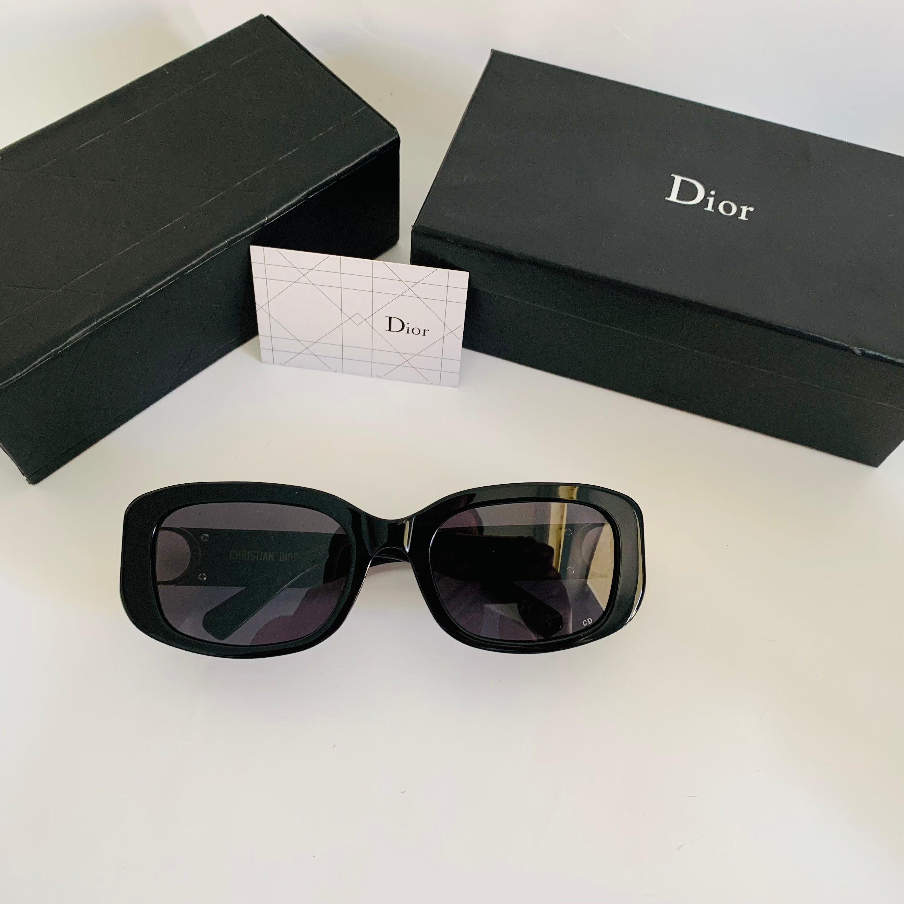 DIOR 30montaigne B8U fm