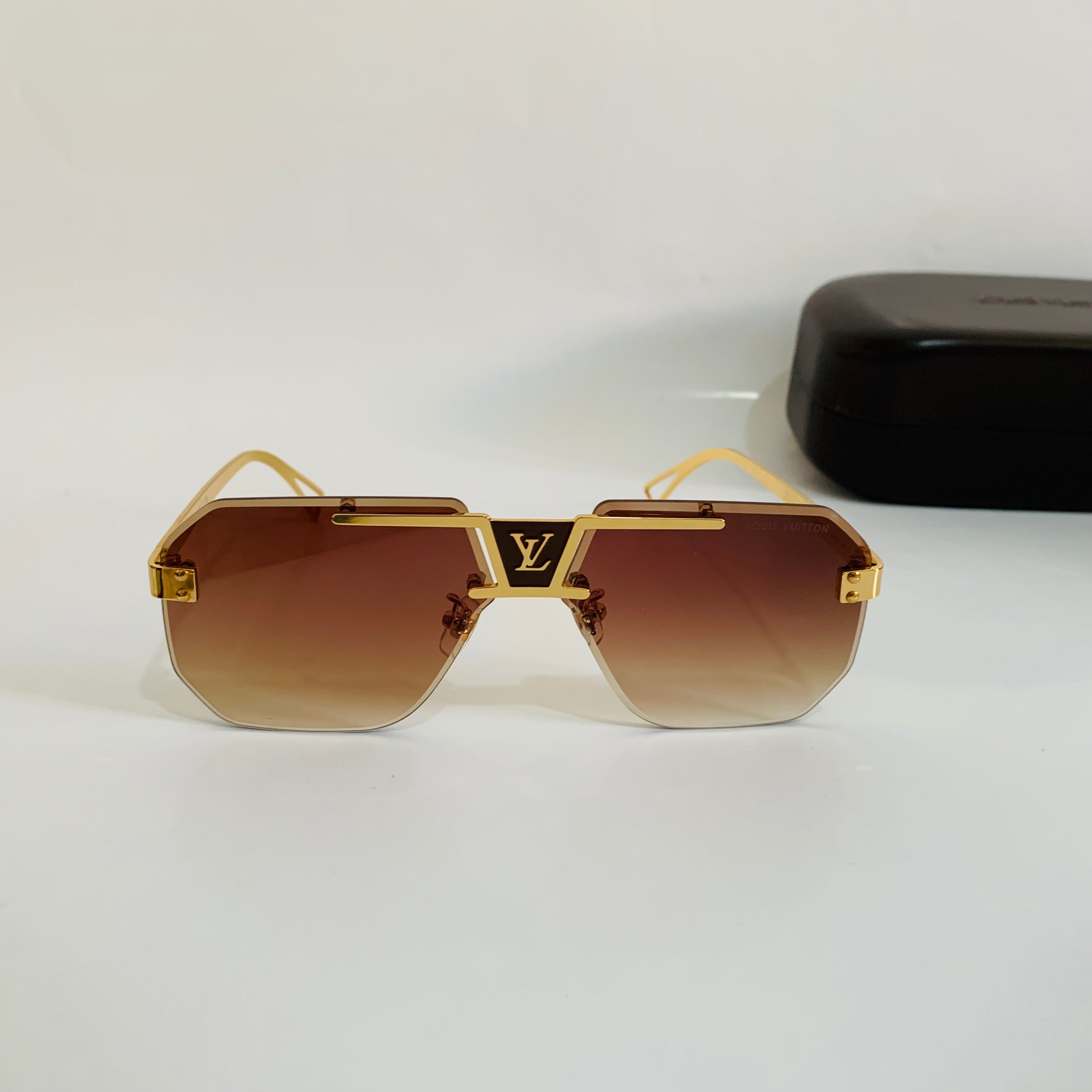 Louis Vuitton Z2038U S