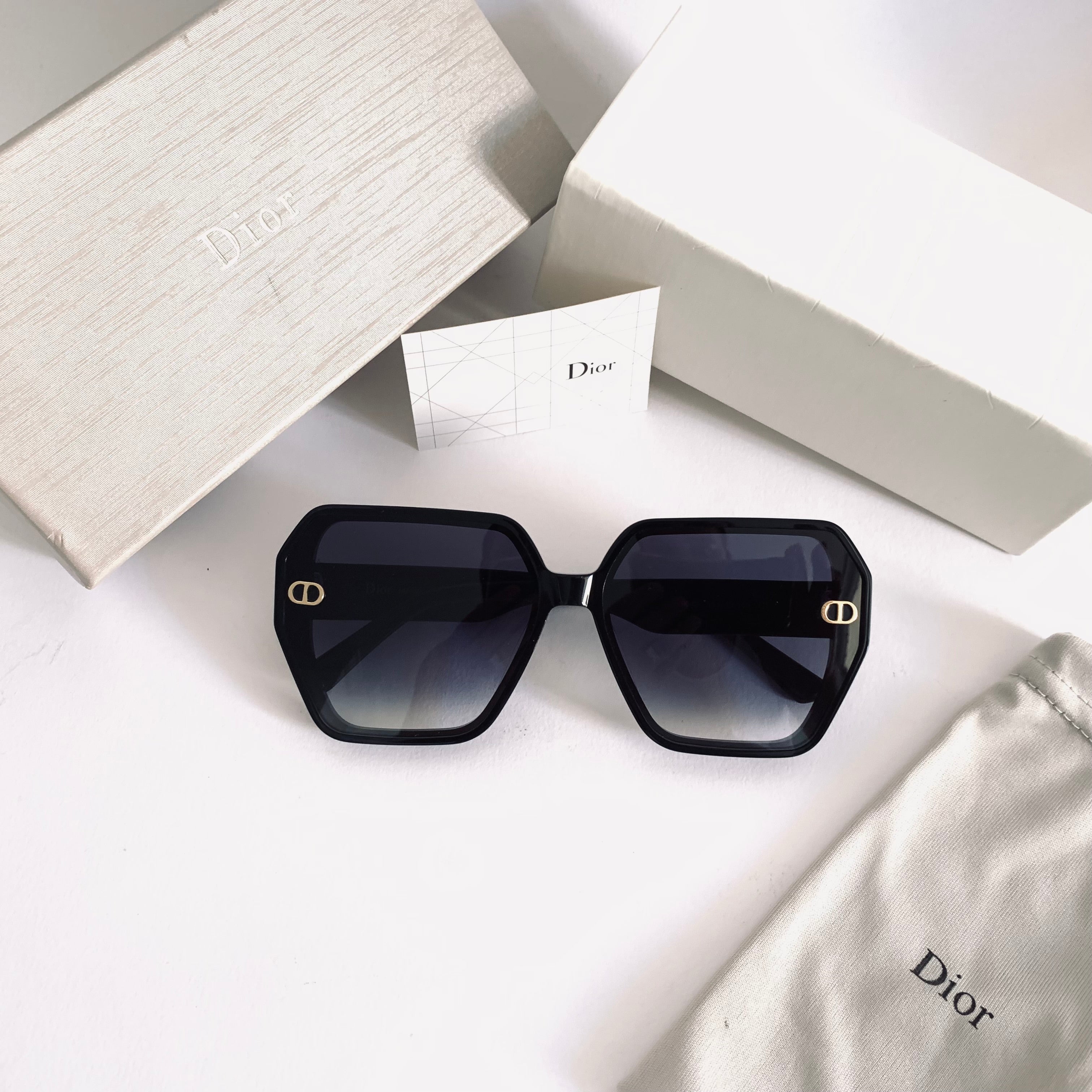 Dior 9042 fm