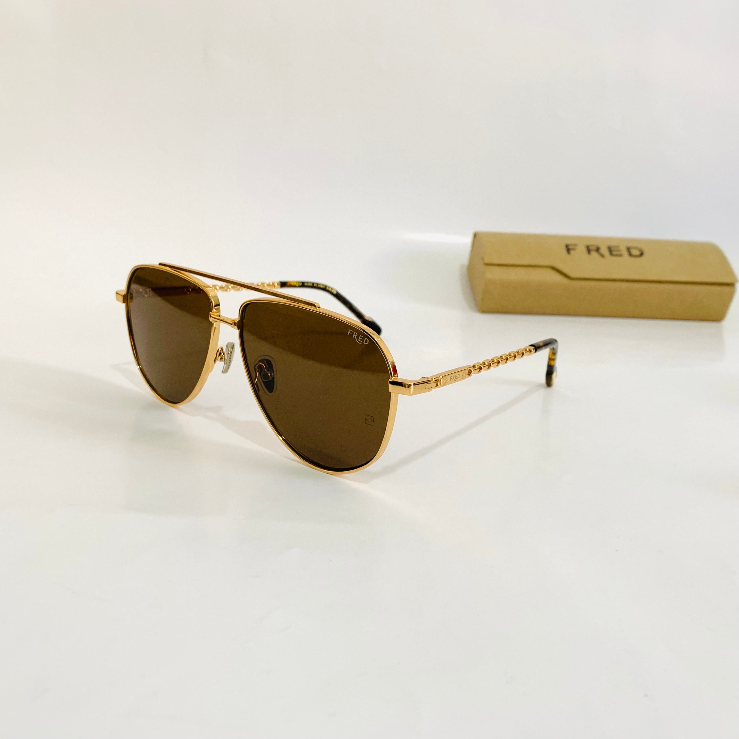 Fred FG40051U S Av
