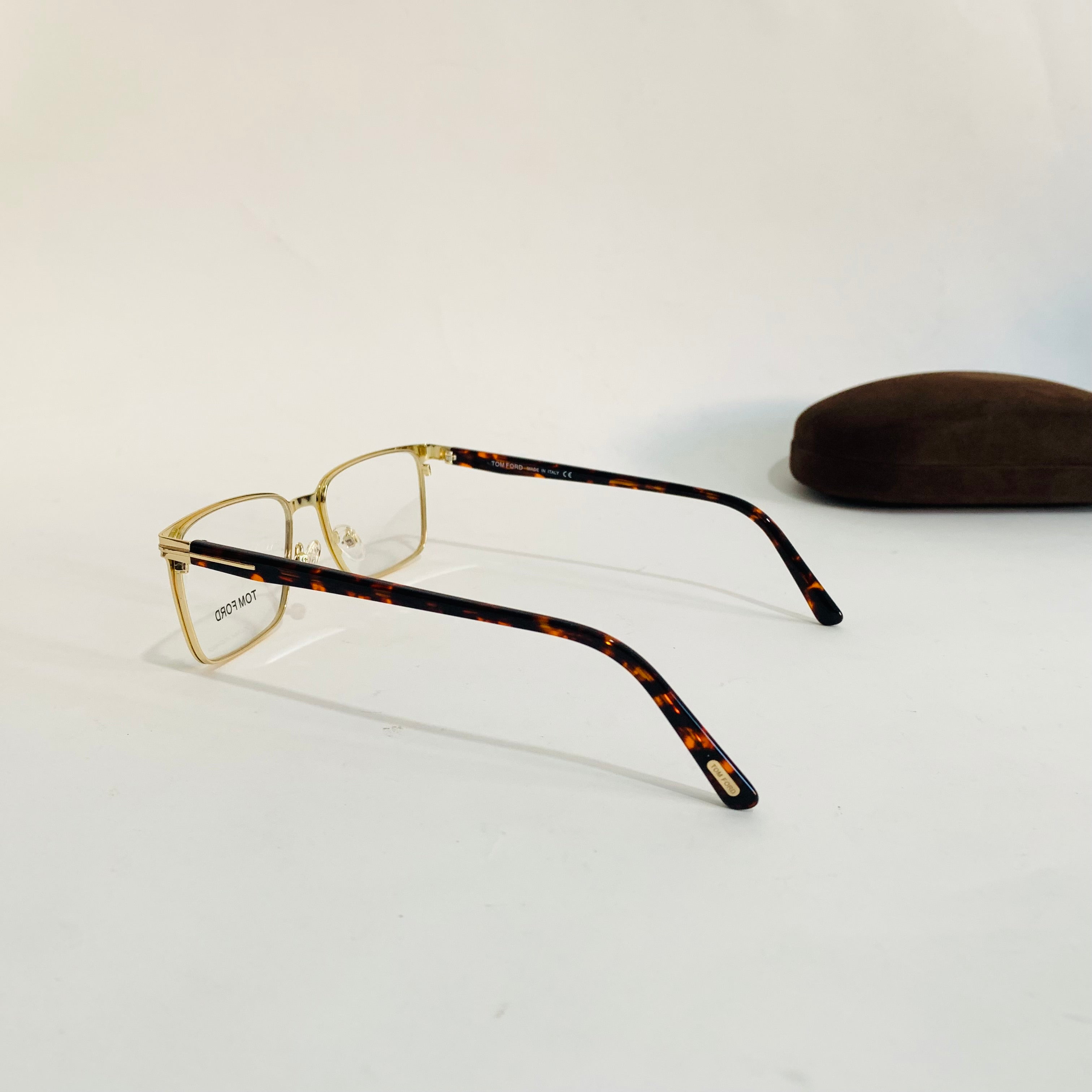Tom Ford FT5733 opt