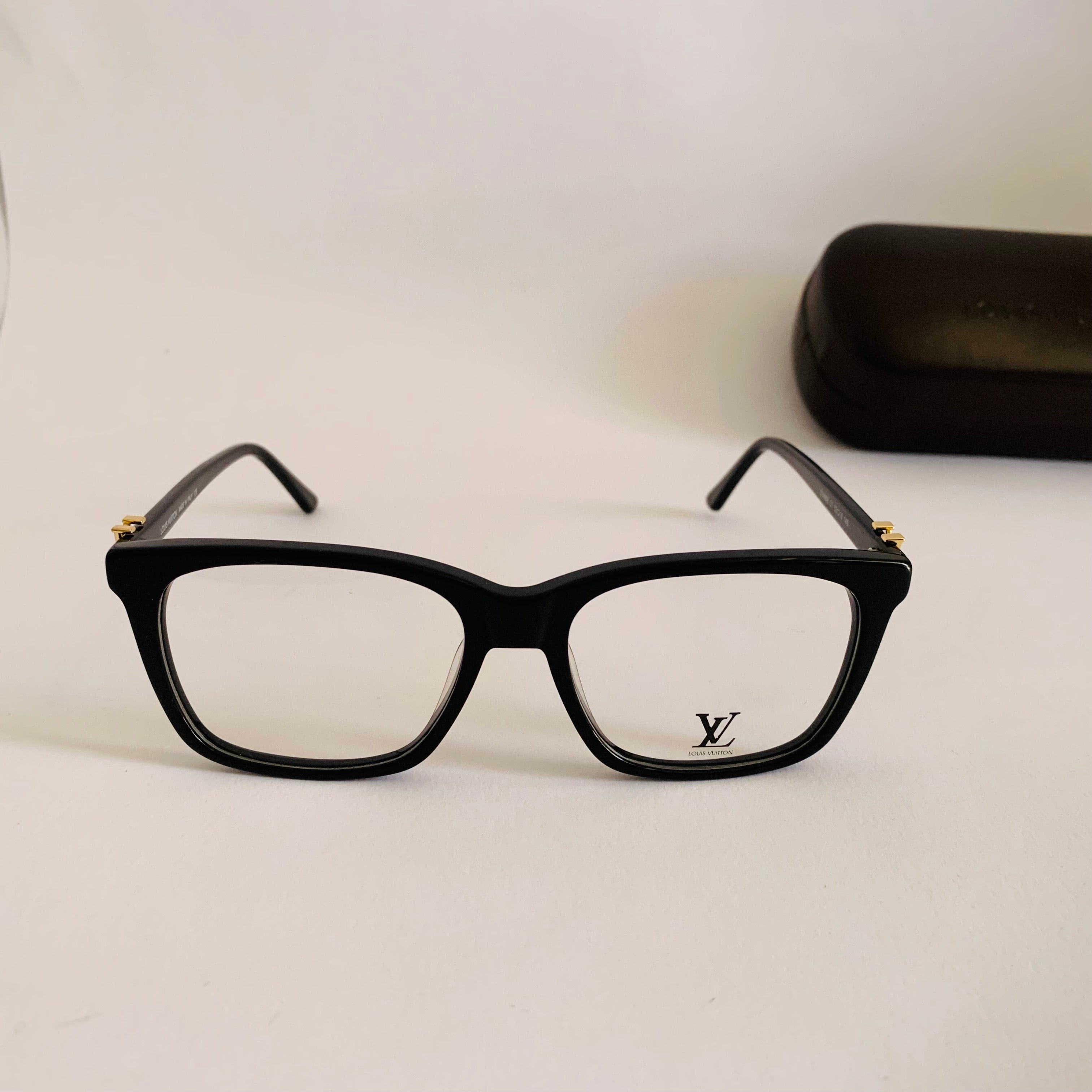 Louis Vuitton Z1496E opt