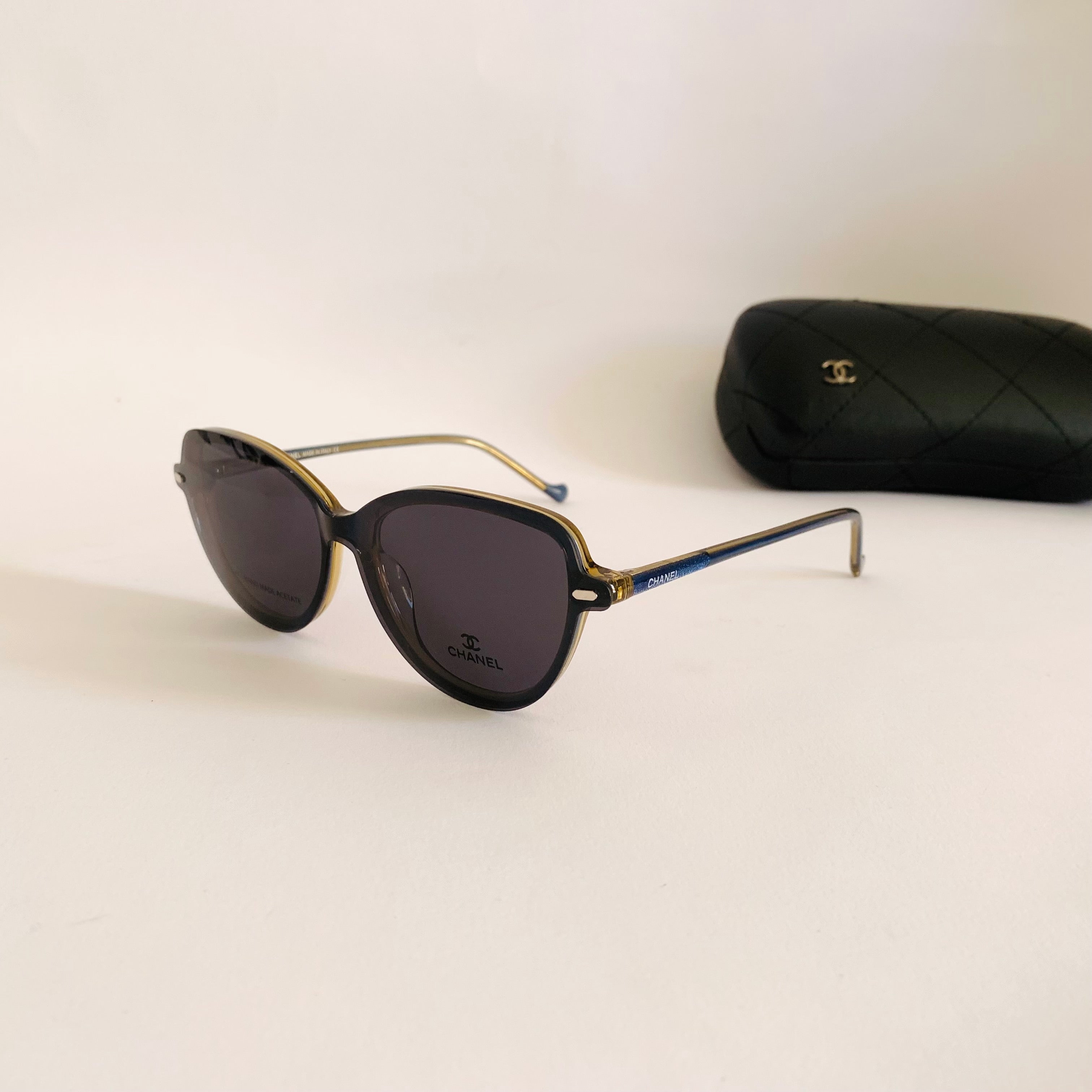Chanel C7117 clips 2en1