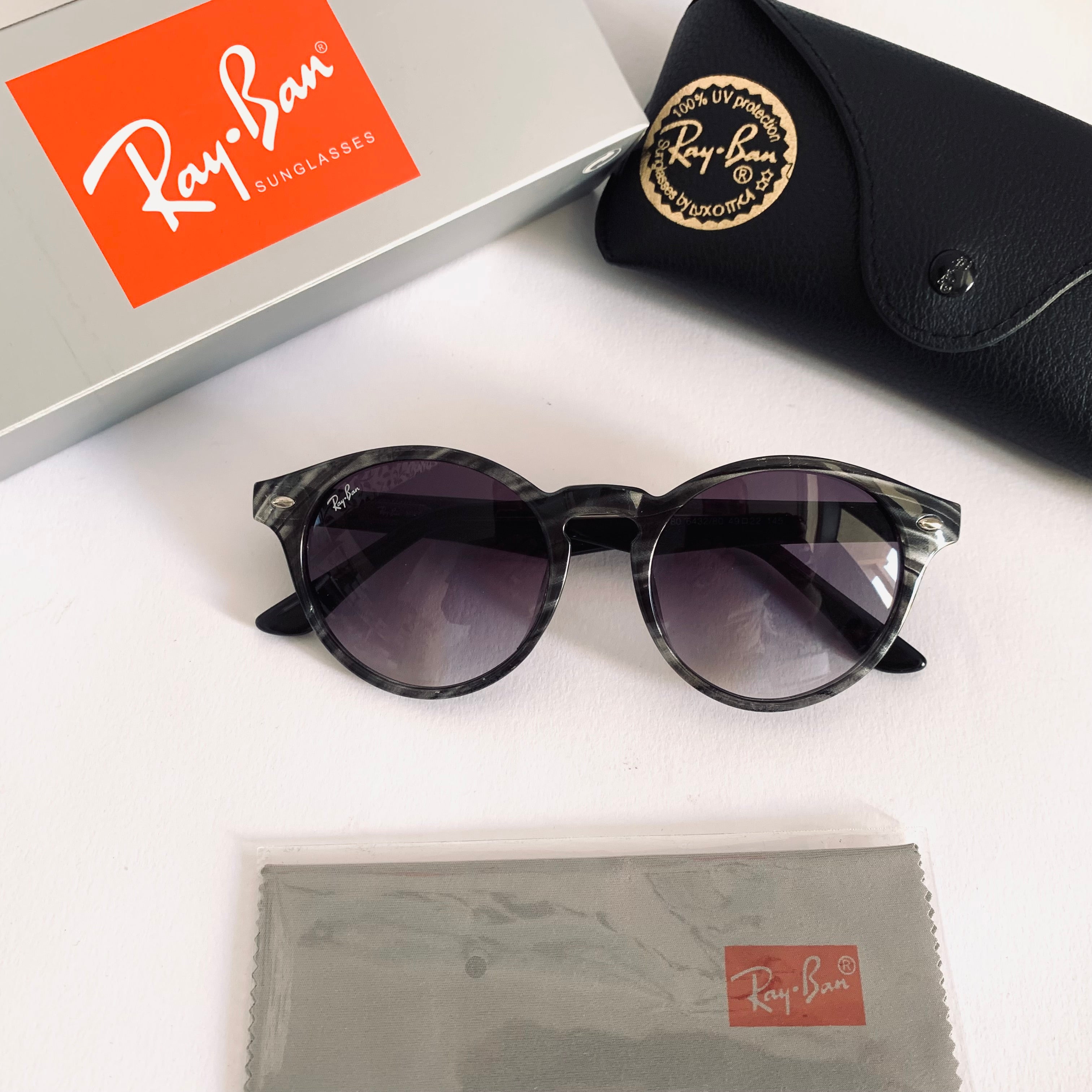 Ray-Ban RB2180 49-22-145