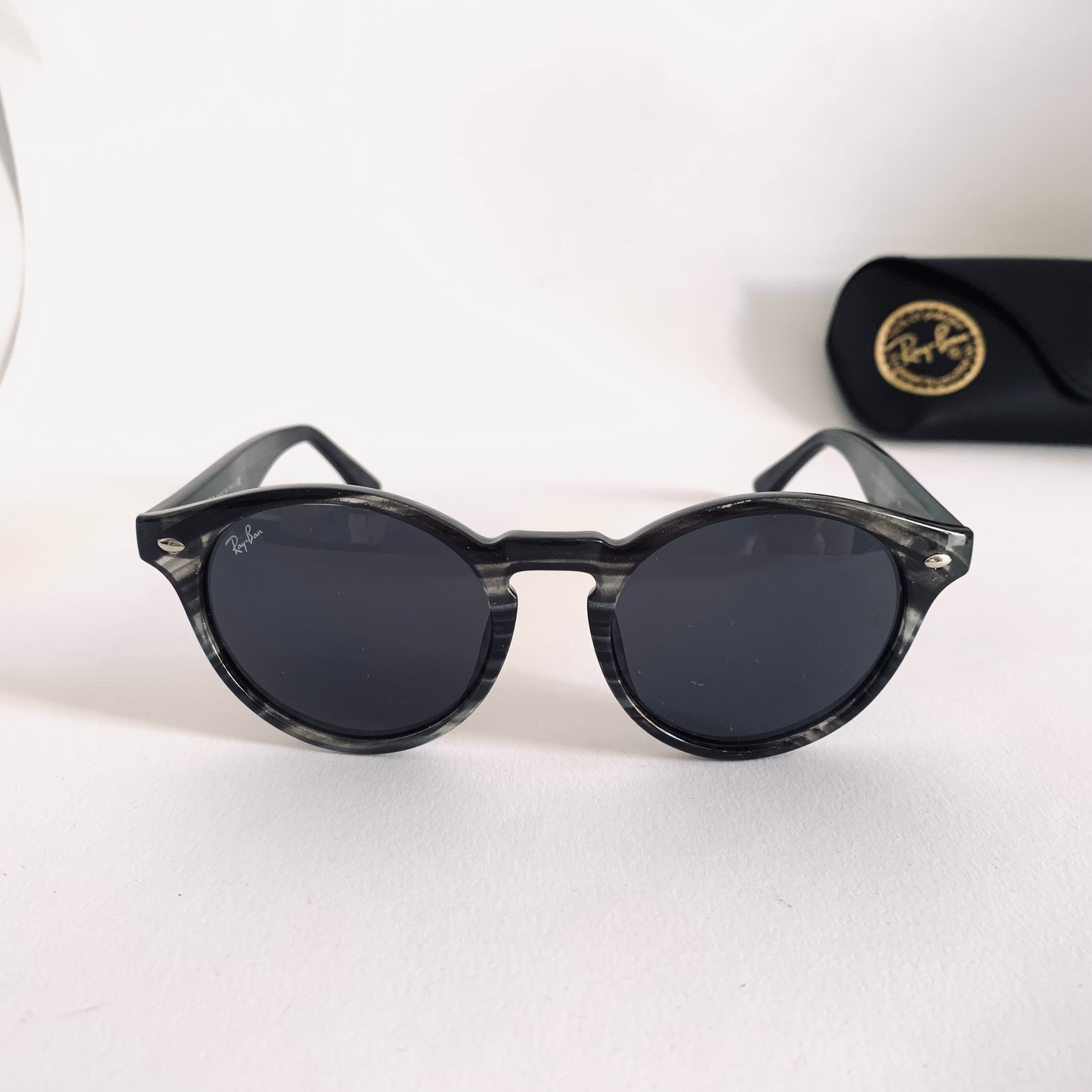 Ray-Ban RB2180 49-22-145