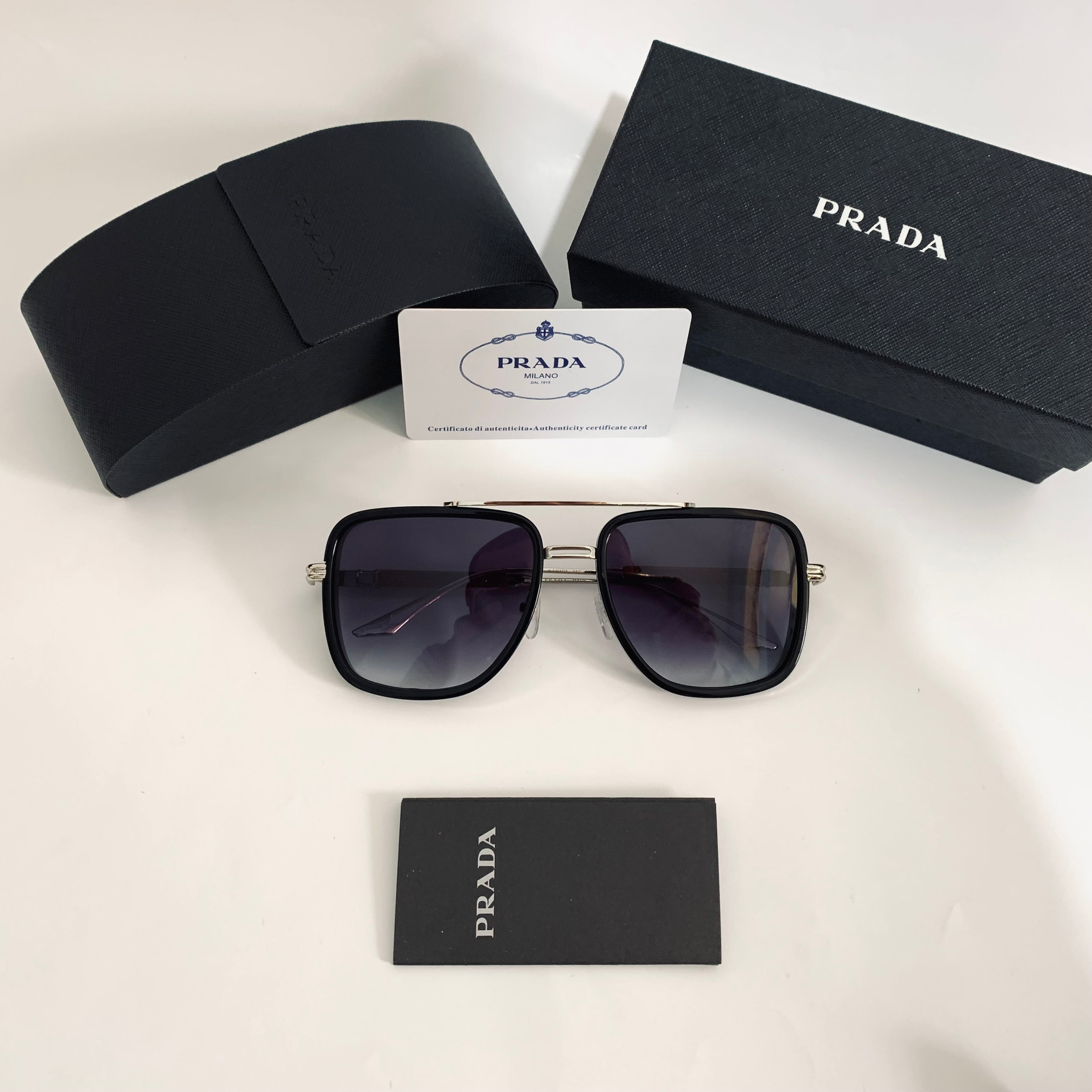 Prada PR157S