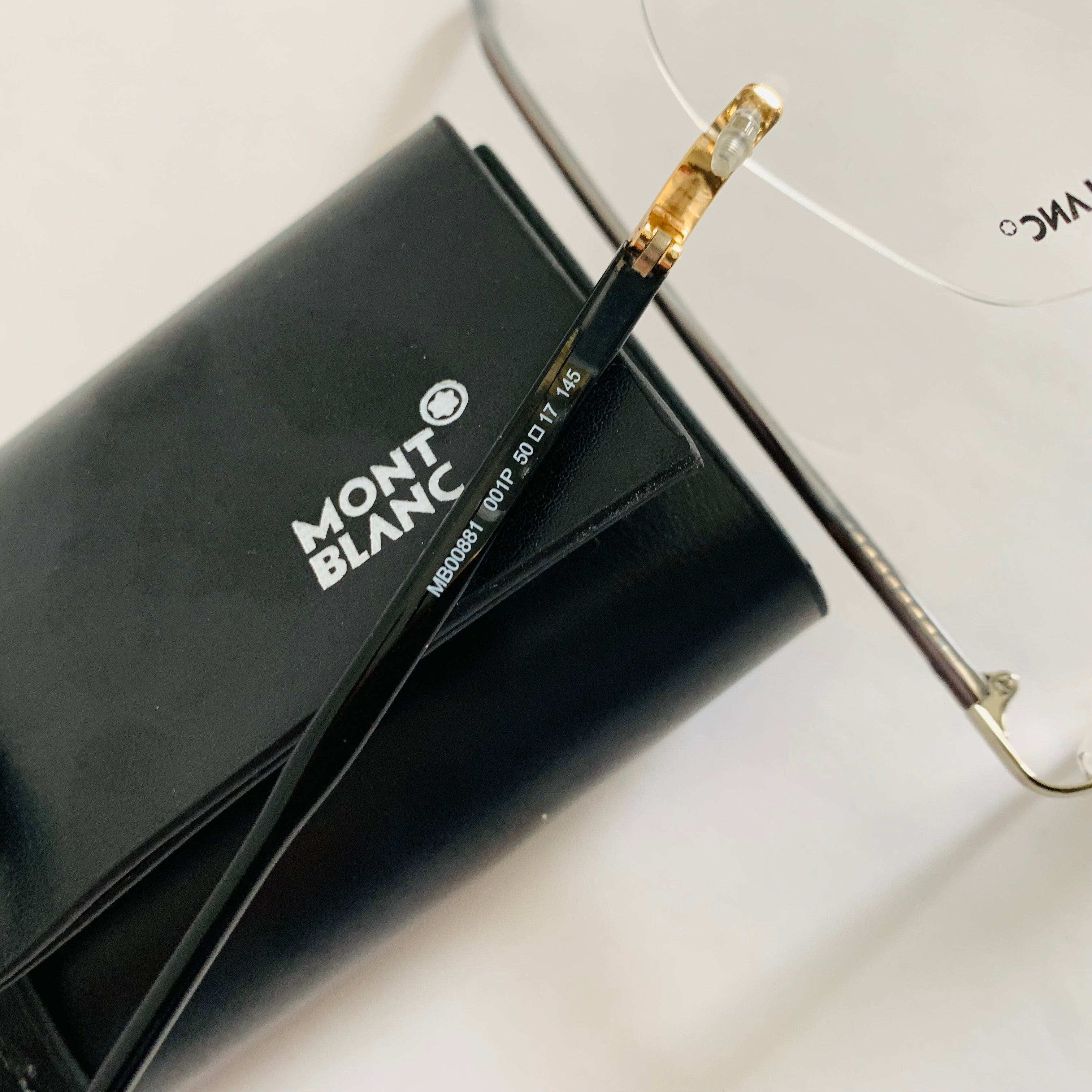Mont Blanc MB00881 prc