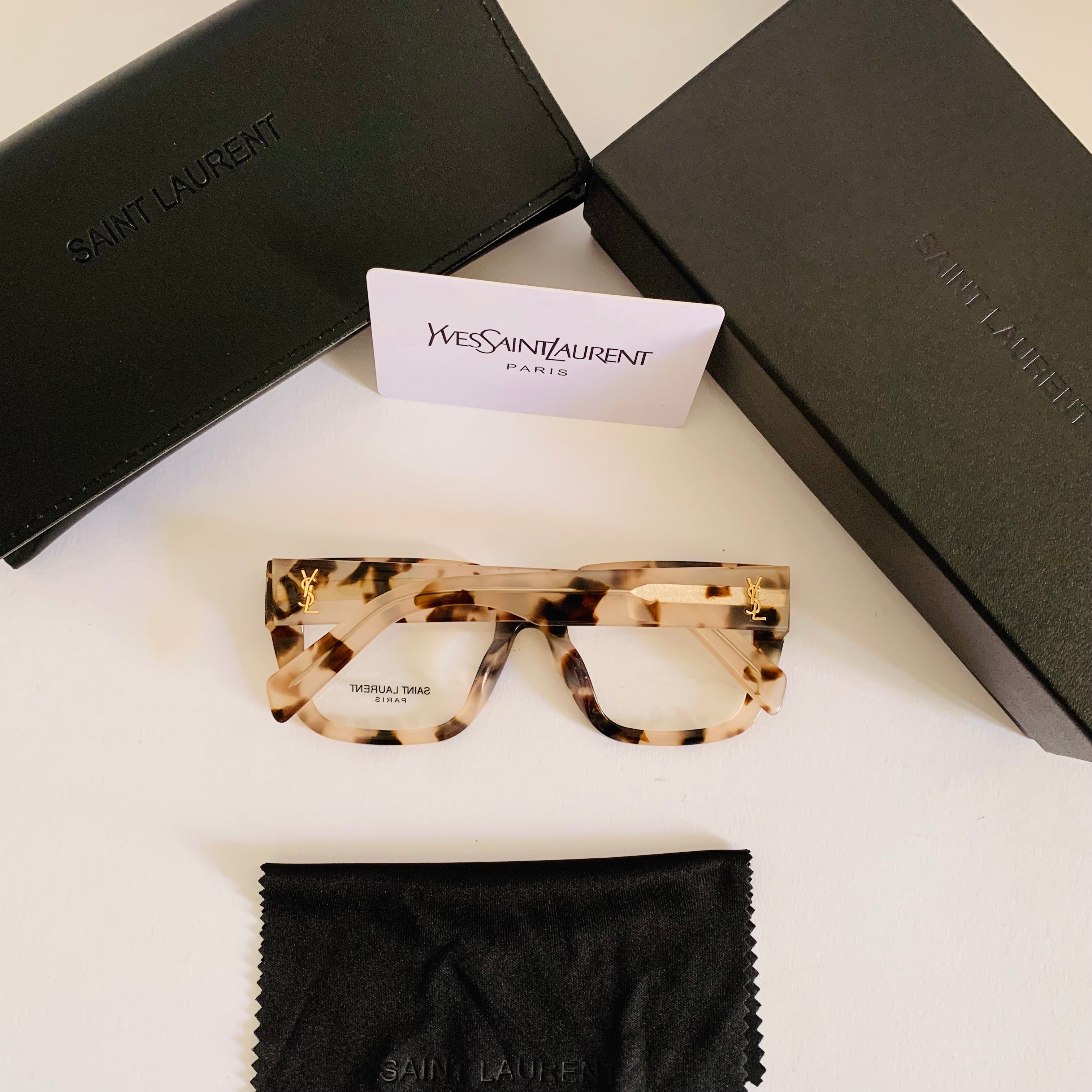 Saint Laurent SLM152 opt