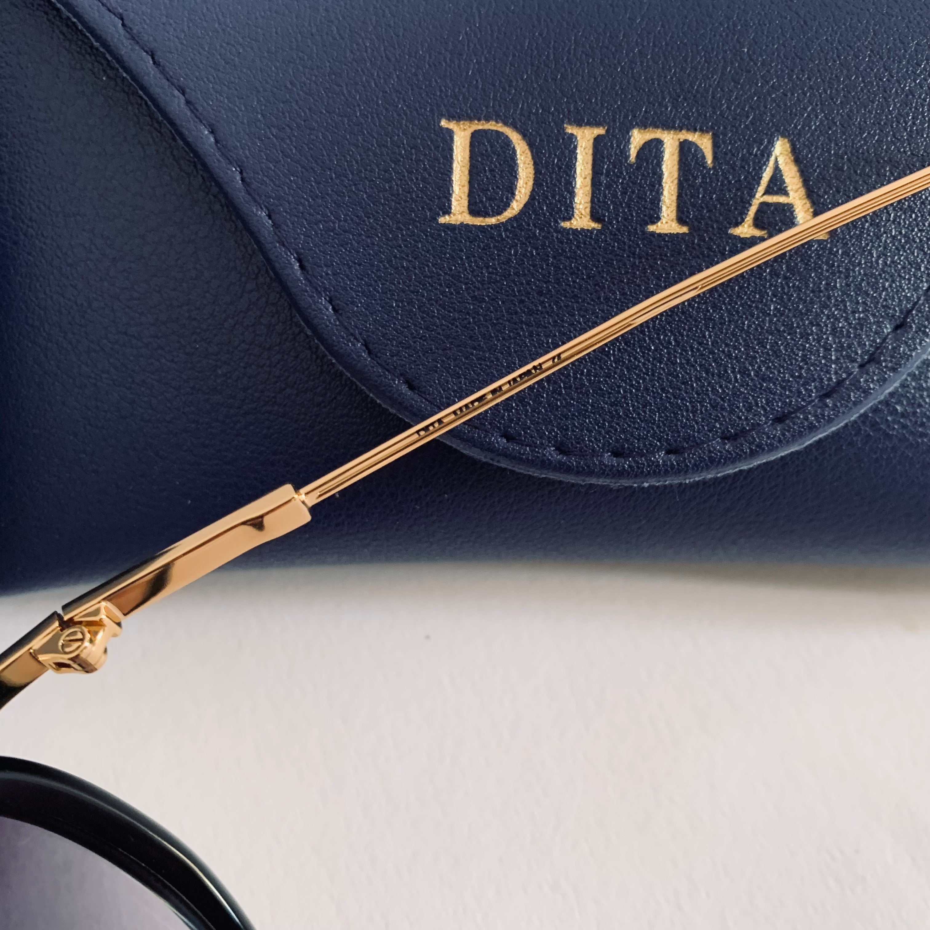 Dita SYSTEM TWO