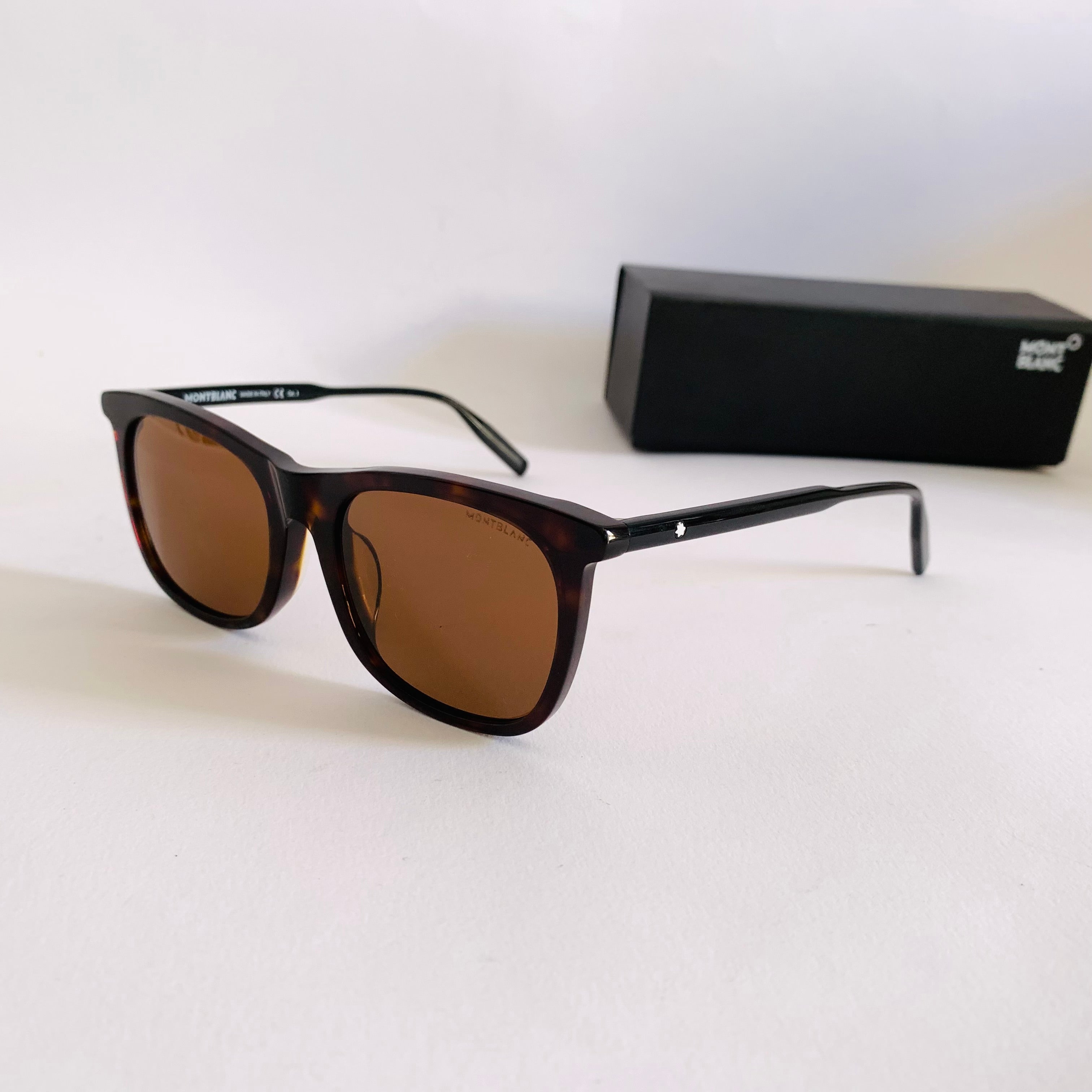 Mont Blanc MB0008S