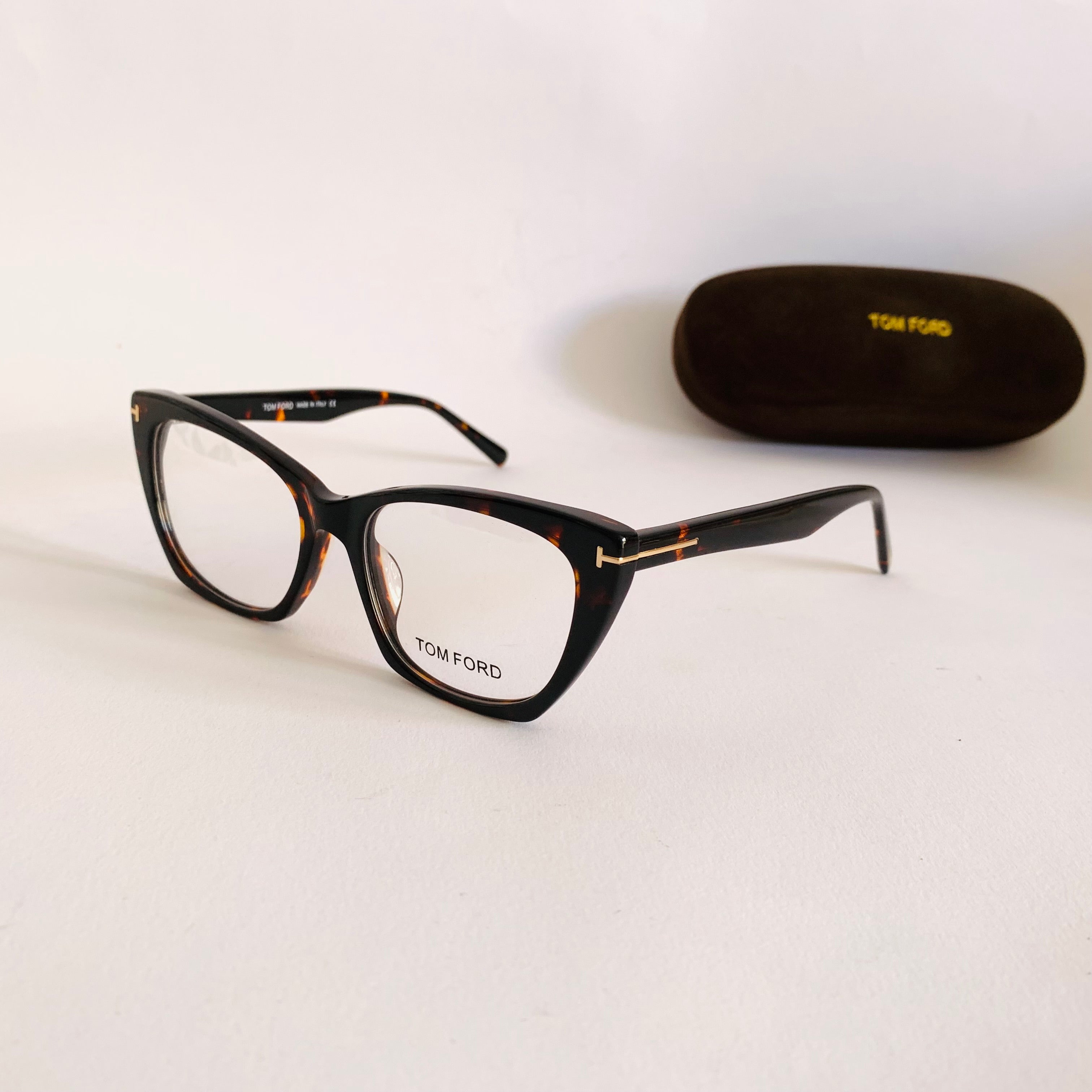 Tom Ford FT5709-B fm