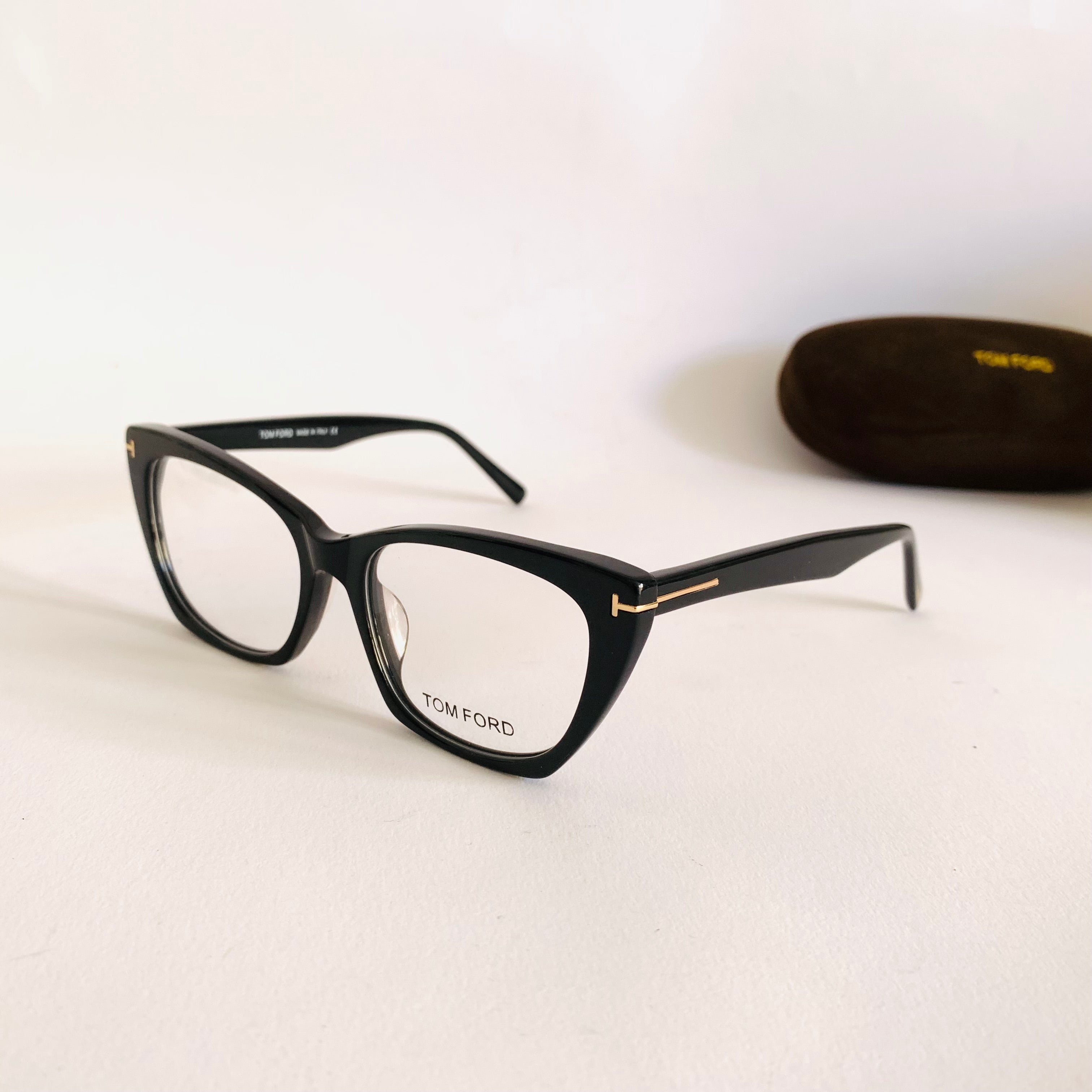 Tom Ford FT5709-B fm