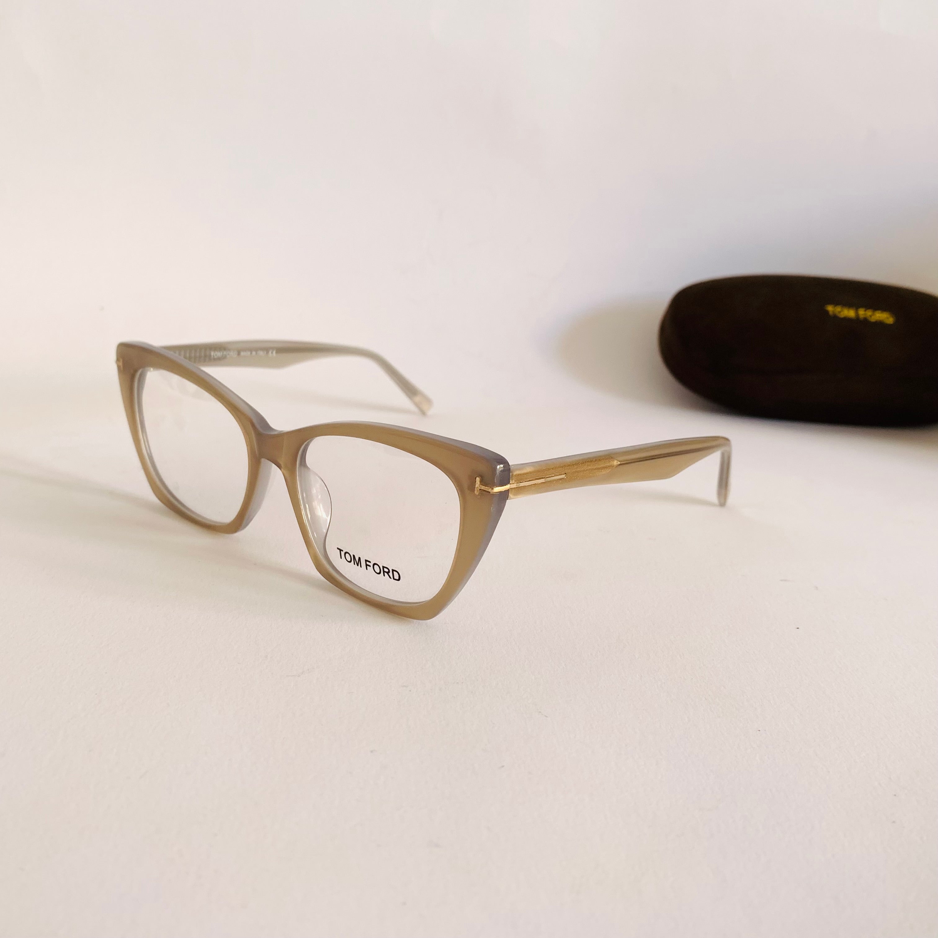 Tom Ford FT5709-B fm