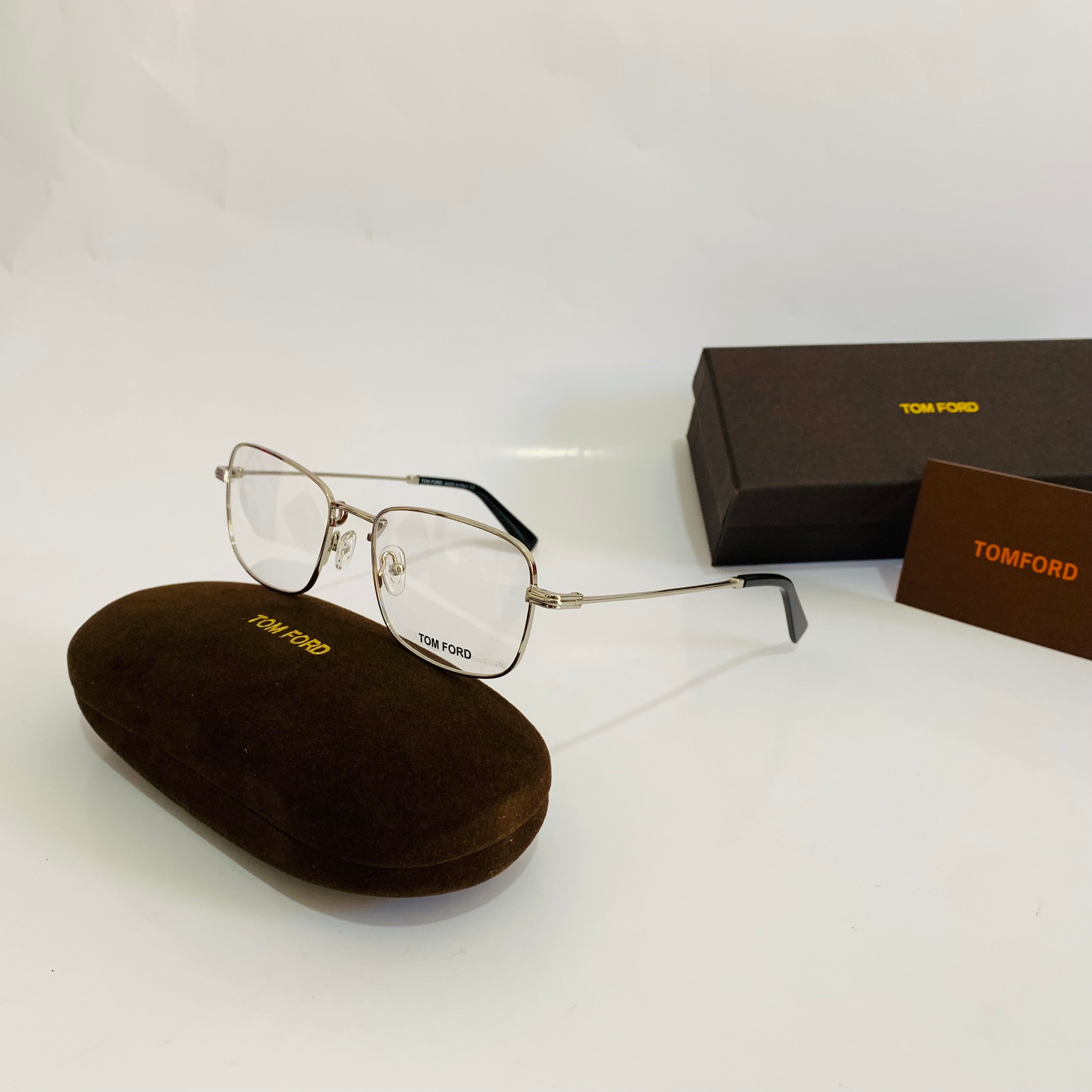 Tom Ford FT5748-B opt