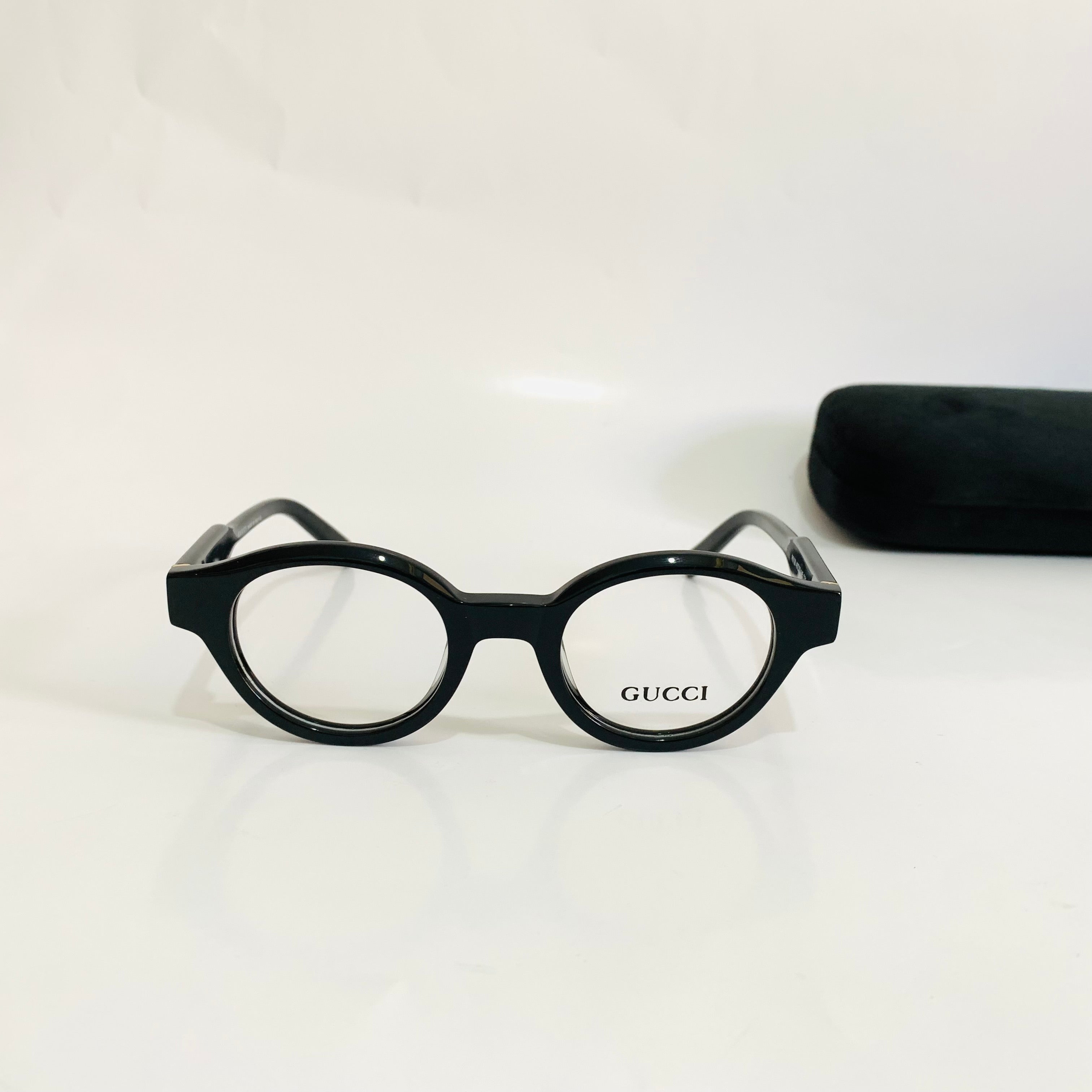 Gucci R0126