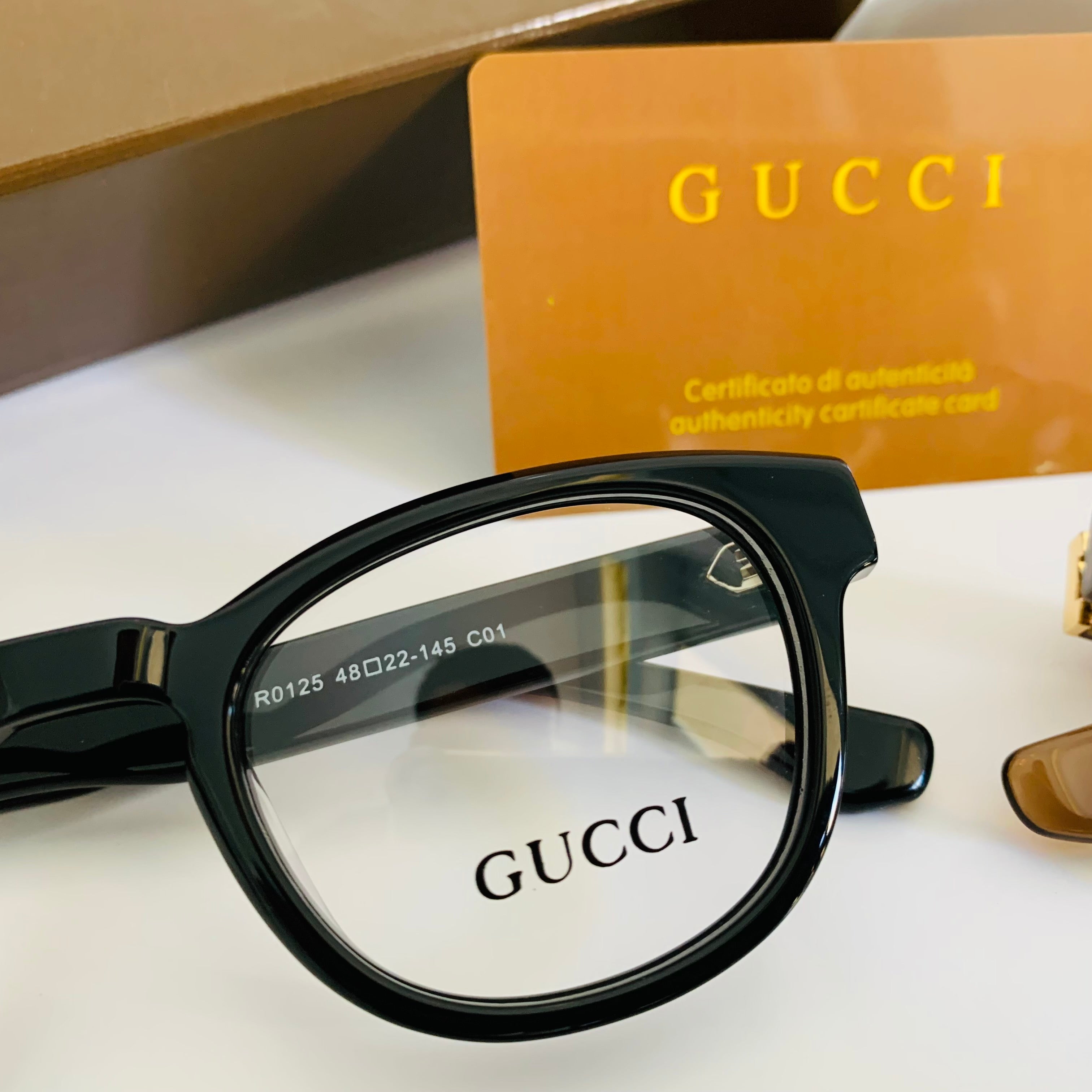 Gucci R0125 opt