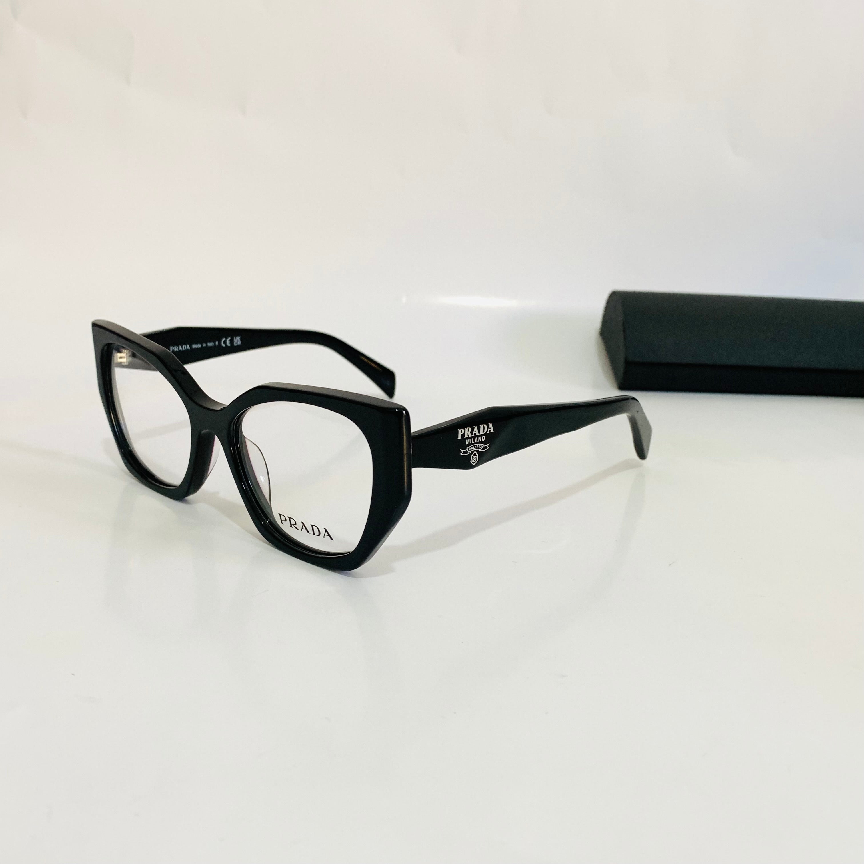 PRADA PR 18WV