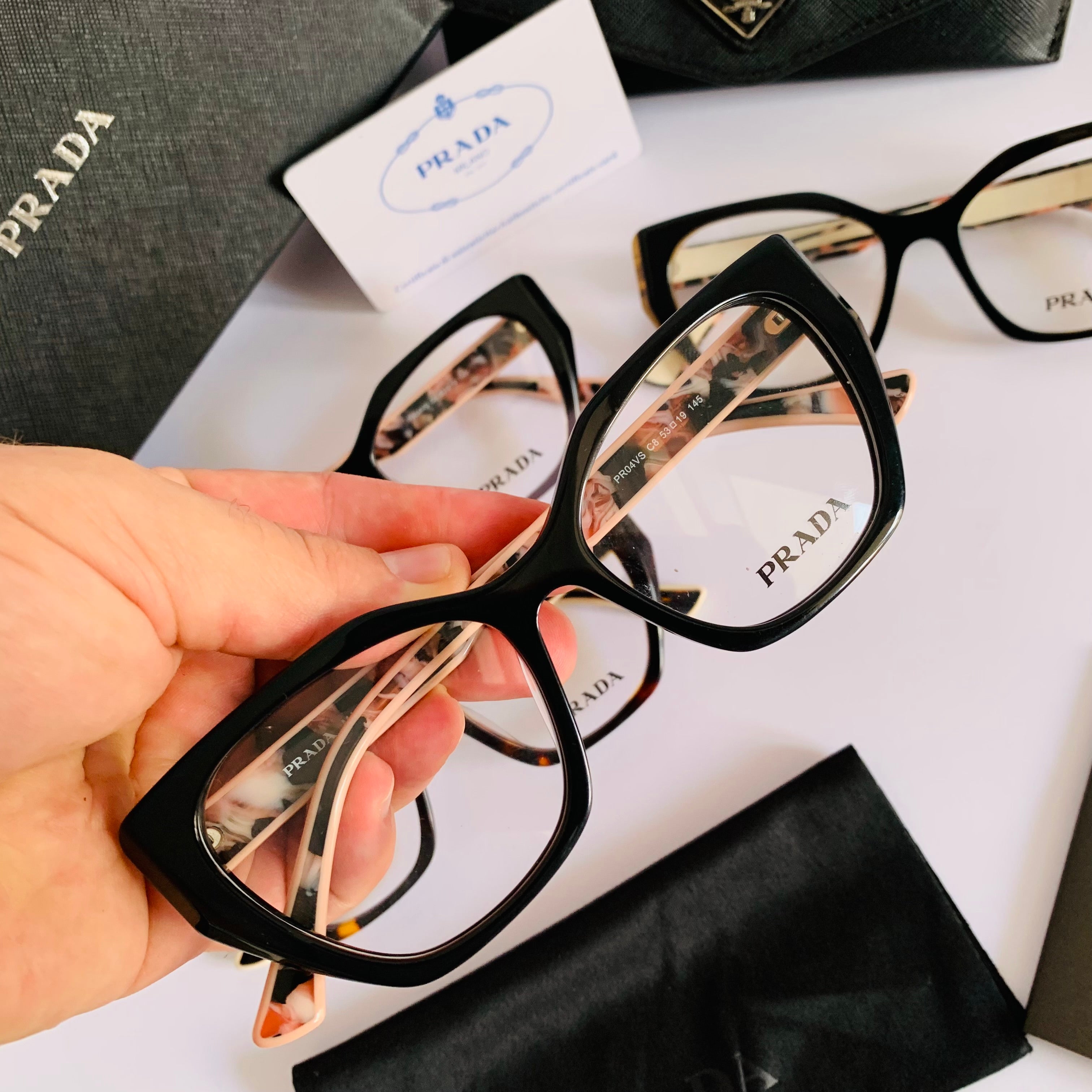 Prada PR04VS fm