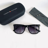Tommy Hilfiger 4224 S