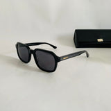 Hugo Boss 4223 S