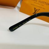 Lo-uis Vui-tton Z2686E S