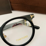 TOM FORD TF5784